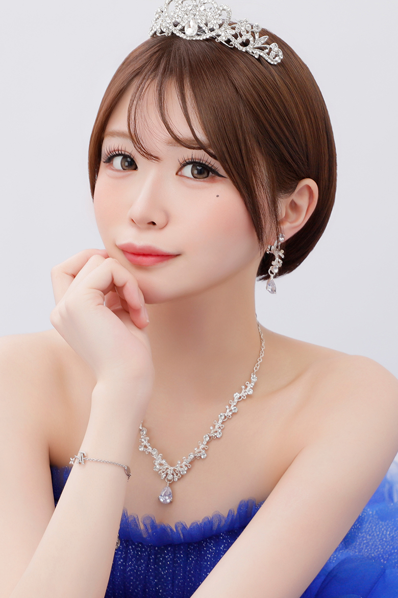 浅倉 みなみ